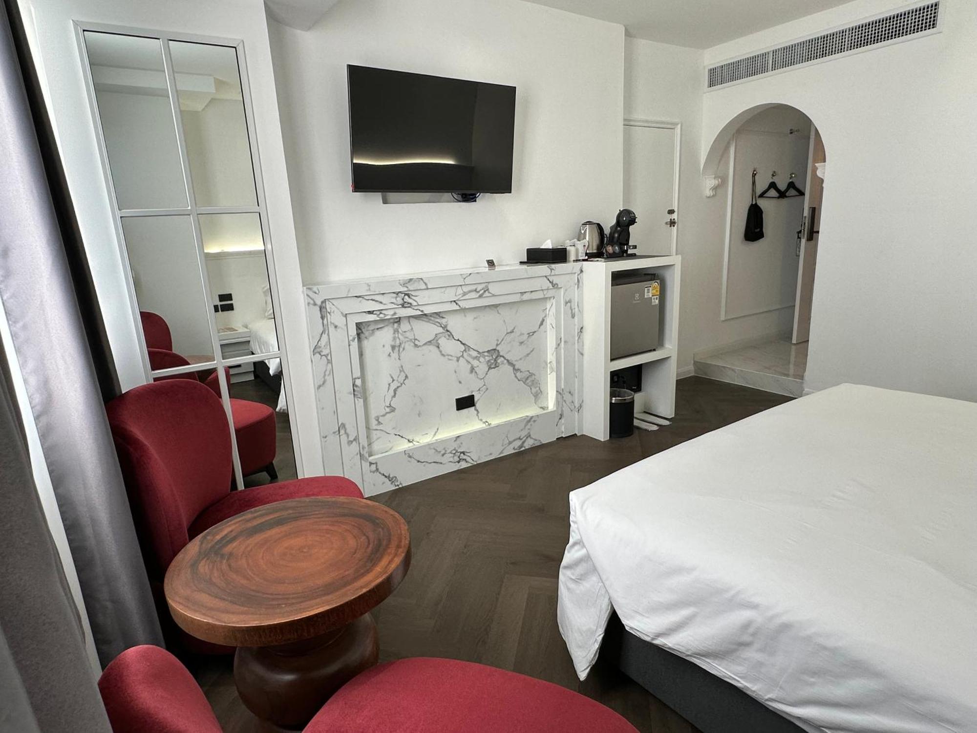Elizabeth Hotel Bangkok Eksteriør bilde